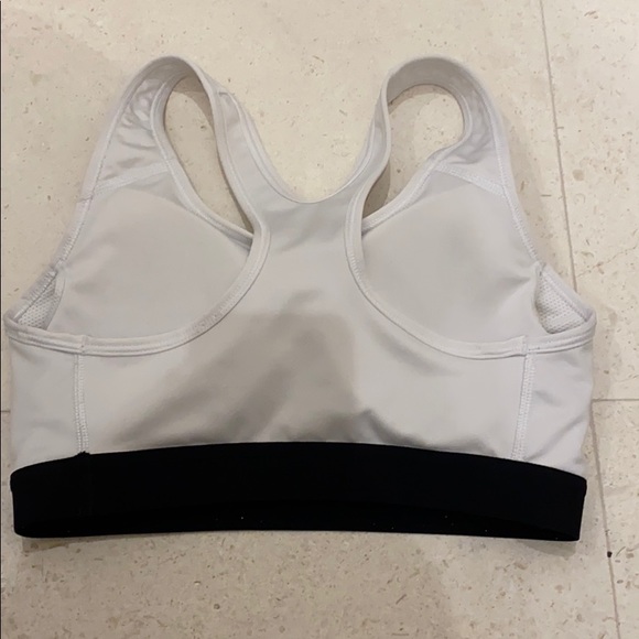 Nike Sports Bra - Picture 2 of 5